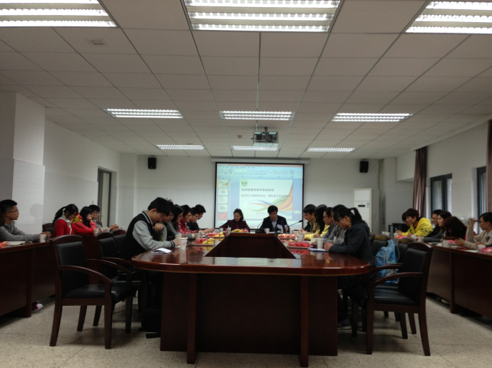 百乐门娱乐
团学工作座谈会顺利召开