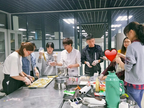 百乐门娱乐
成功举办粮食科技活动周系列活动