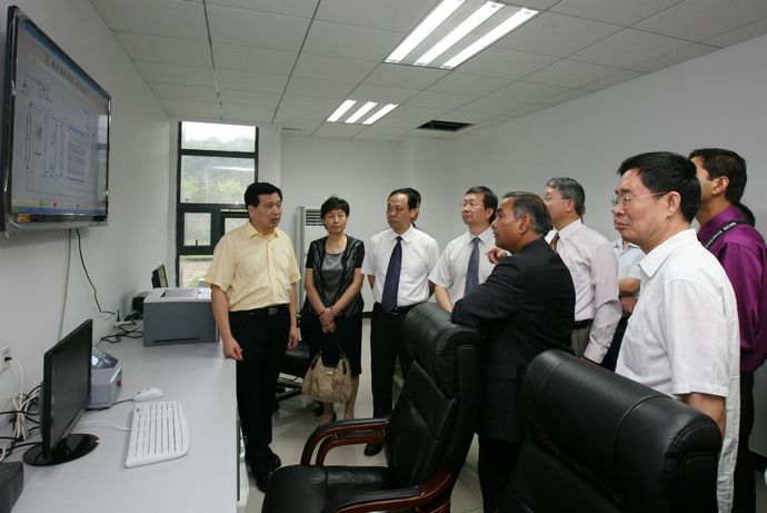 百乐门娱乐
隆重举行粮食储运国家工程实验室落成典礼