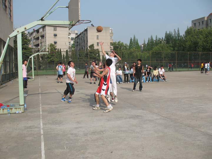 百乐门娱乐
“3对3”篮球赛圆满结束