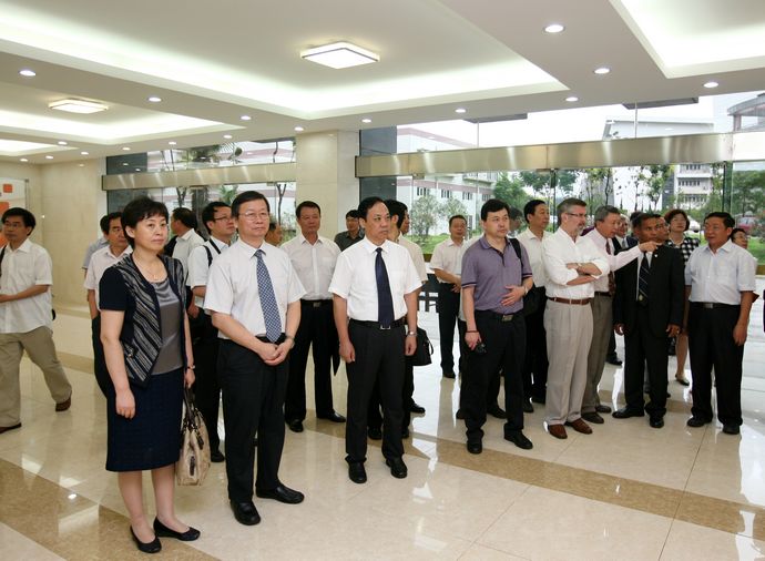 百乐门娱乐
隆重举行粮食储运国家工程实验室落成典礼